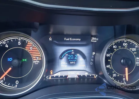 2023 Jeep Cherokee Trailhawk 4X4 z USA, uszkodzony, nr VIN 1C4PJMBN0PD111937